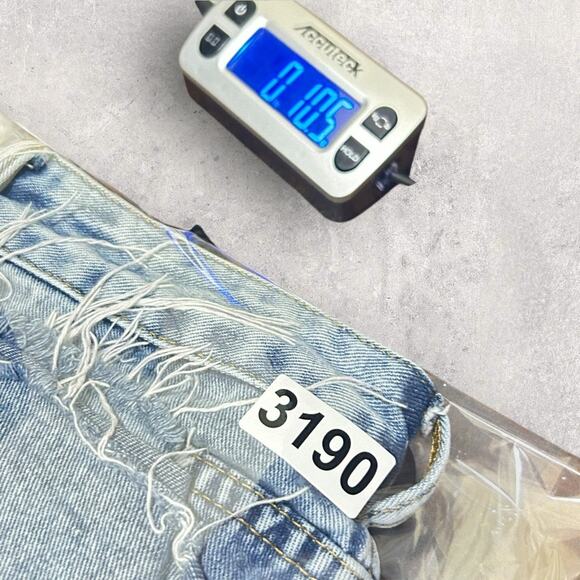 Shein Light Wash Frayed Hem High‎ Rise Distressed Casual Shorts 27 - Picture 8 of 8